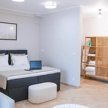 Apartmán дизайнерско студио в модерна сграда -молимаркс делукс студио