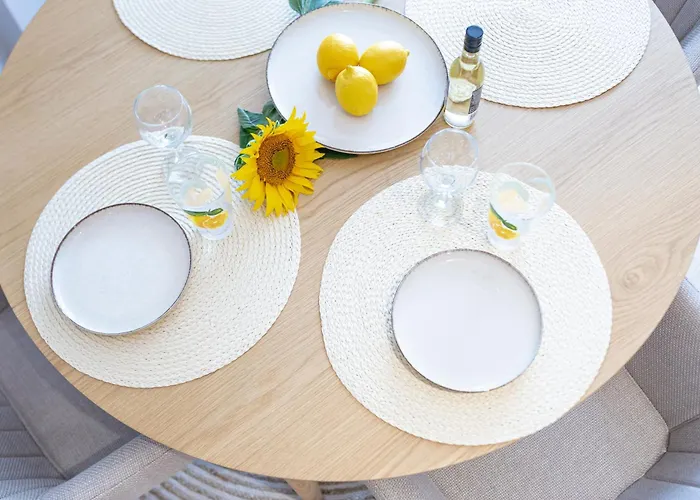 Апартаменты дизайнерско студио в модерна сграда -молимаркс делукс студио Бургас